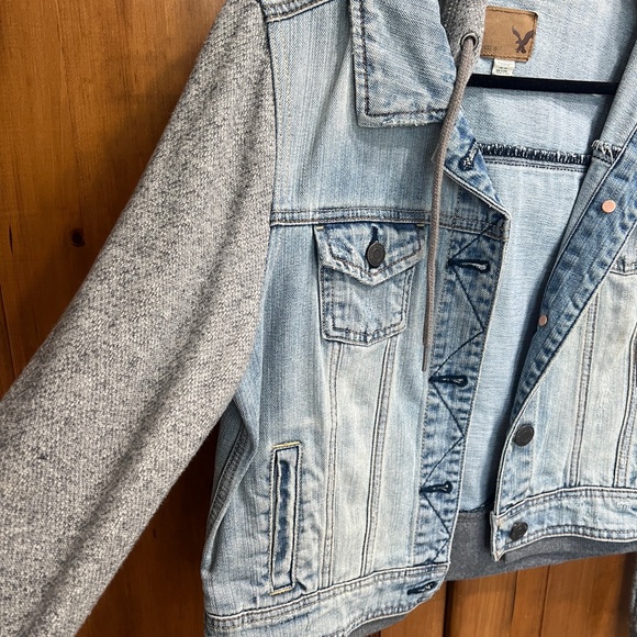 Super Cute Denim Jacket - Picture 2 of 6